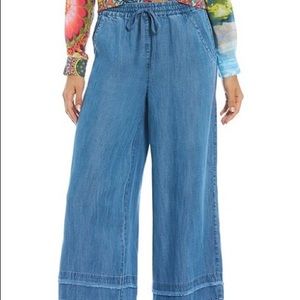 On Trend John Mark Denim Cropped Pant size L